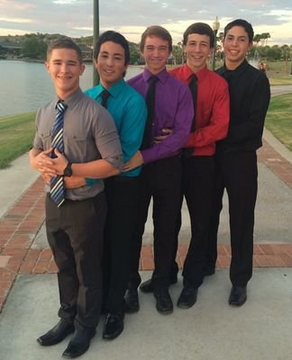 friendship_goal's profile picture. mmmm blockin out the haters.