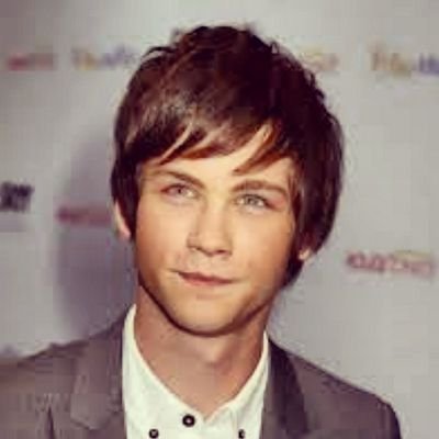 katieleaf216's profile picture. Just a small town girl, living in a lonely world, I took the midnight train going anywhere