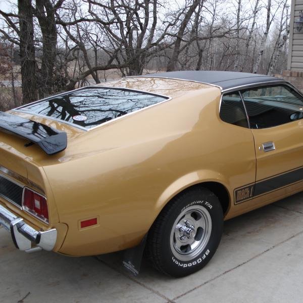 Qcode73's profile picture. 