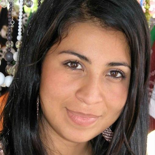 Soy luchadora de la PATRIA aunque sigo buscando a mi revolucionario ideal.. Entre el comunismo y el Socialismo hay una gran grieta! Te amo Chávez