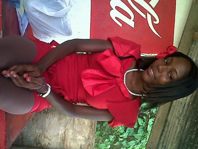 I am kind, sweet.. i love going to the beach n ma fave sport is cricket... @teamcricket.          ♥Sani♥Pookiibear♥Lily♥besties 4 lyf!!