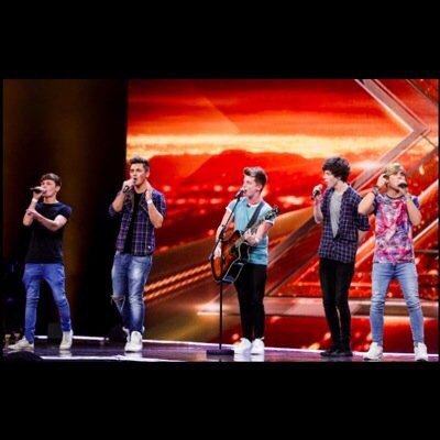 • Love five boys called Joey, Andy, Jordi, Ryan and Ollie who are in a band •