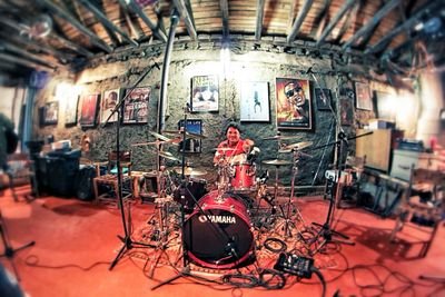 Ingeniero, músico y baterista de @discobit.banda , golfista y amante de la buena vida...
