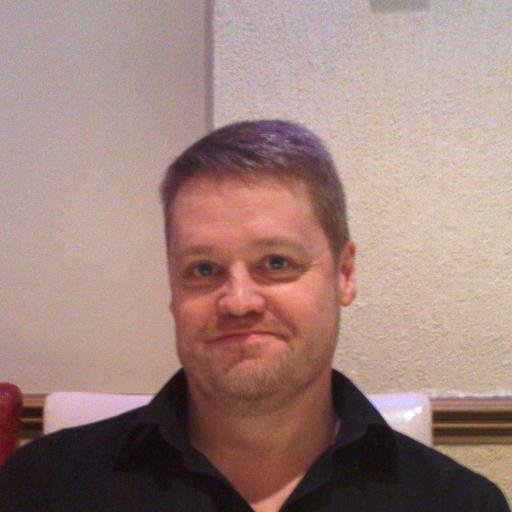 Ageing and greying company director.  Taking each day as it comes and doing my best to enjoy life!