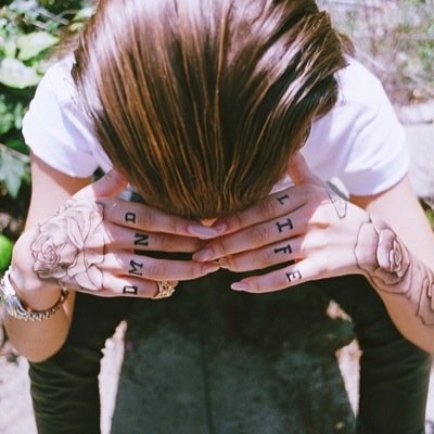 inspi_z's profile picture. Moda para los demas, estilo de vida para nosotros. Personas distintas que huyen de lo tipico.