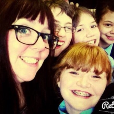 Heyy, st john ambulance cadet, girl guide, saxophone, trumpet and piano player, singer, actress(sorta) and kinda dancer!! 
Canon lee specialist arts college!! X