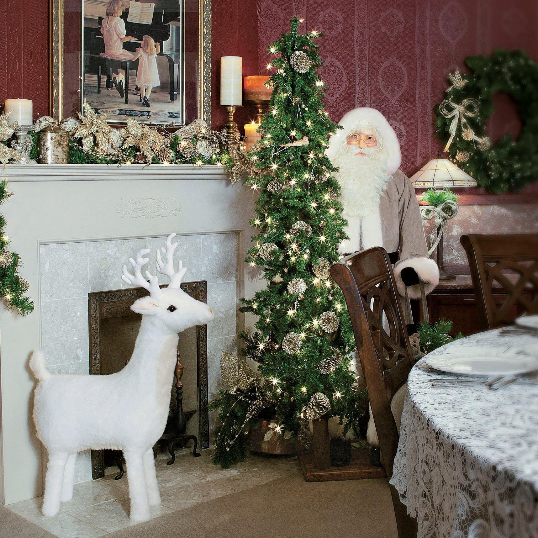 Unique home decor creations. Stunning large Father Christmas pieces, darling bears that stand, sit and are hug-able! Charming homes and warming hearts worldwide