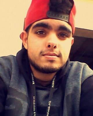 Yagho, 18 anos, Gaúcho, Carro baixo, Som alto.

Whats 51 96701238