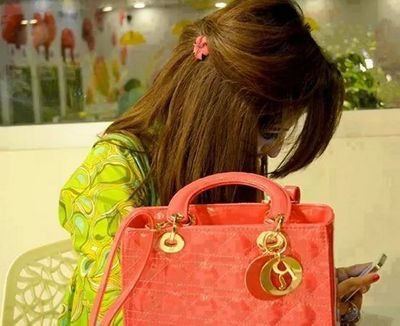 ShakilaMemon's profile picture. Dr. #Book-worm. Secular, Sindhi. Inspired by #BenazirBhutto. #Politics in blood. I also abuse back.