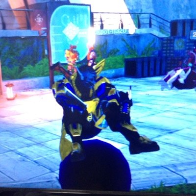 destiny垢作りました！ ランクは30です！ タイタンです！ps3でやってます！ レイドのお誘い受け付けてます！VC使えるようになりました！笑