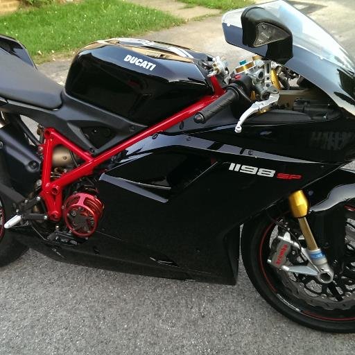 jjj8ird's profile picture. 