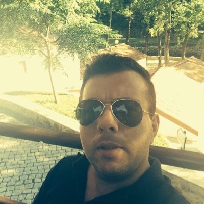im a nice guy from portugal, love to make friends, electronics and im a huge bigbang theory fan along with the apple products