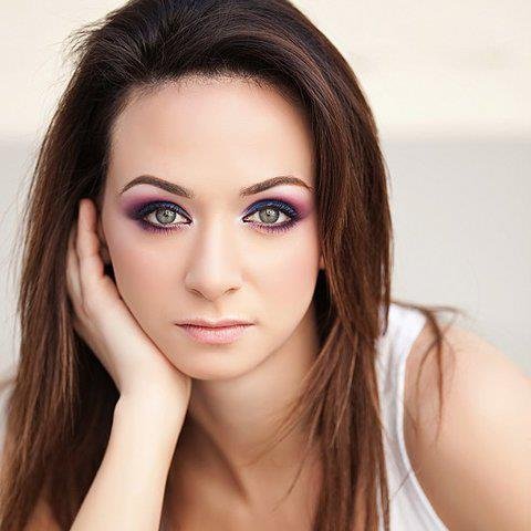 eupgabriela's profile picture. 