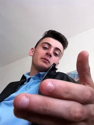 de8490a7811d410's profile picture. Darbeler yesen de yüreğine, affetmek en asil intikam!