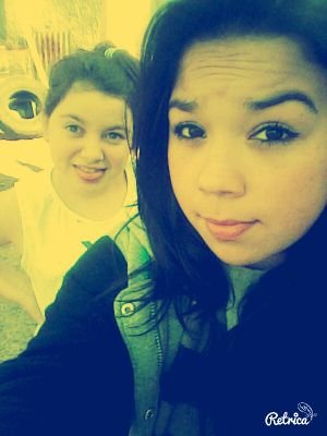 emm... bueno me gusta justin bieber ,si justin bieber l@s que lo critican para mi son de palo...
PD:Seguimee y te sigoo...