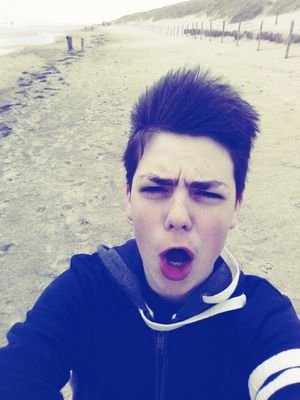 NeonG4ming's profile picture. Piss dich
