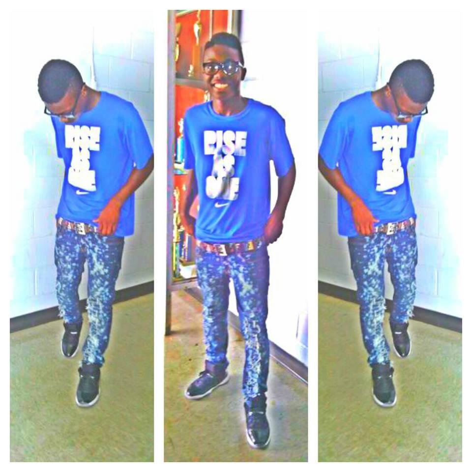#QC THE LABEL , MONEY ONA TABLE!! He's TAKEN. 9/1/14.