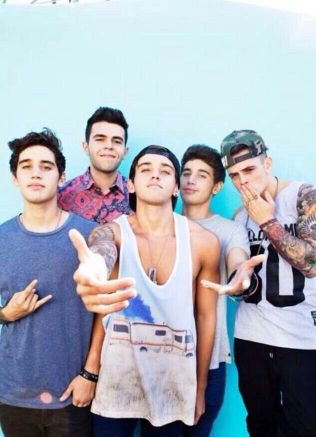 Music and youtube.
Janoskianator♡
Austin Mahone/Midnight Red/ MAGCON boys♡
TW, this is not the end. Spain