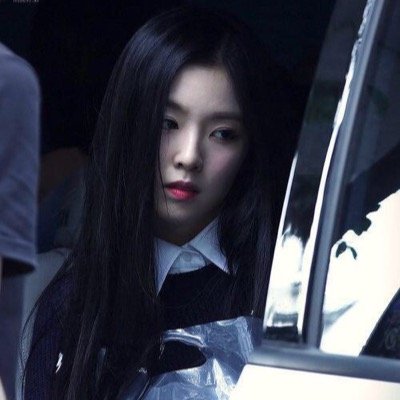 this is a free follow from @hunipples94 please follow her instead of this account