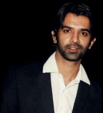 A teen who is big-big fan of barun sobti 3 3 :* :) though living far apart in Saudi Arabia.....and haan follow me fr follow back....;) :)