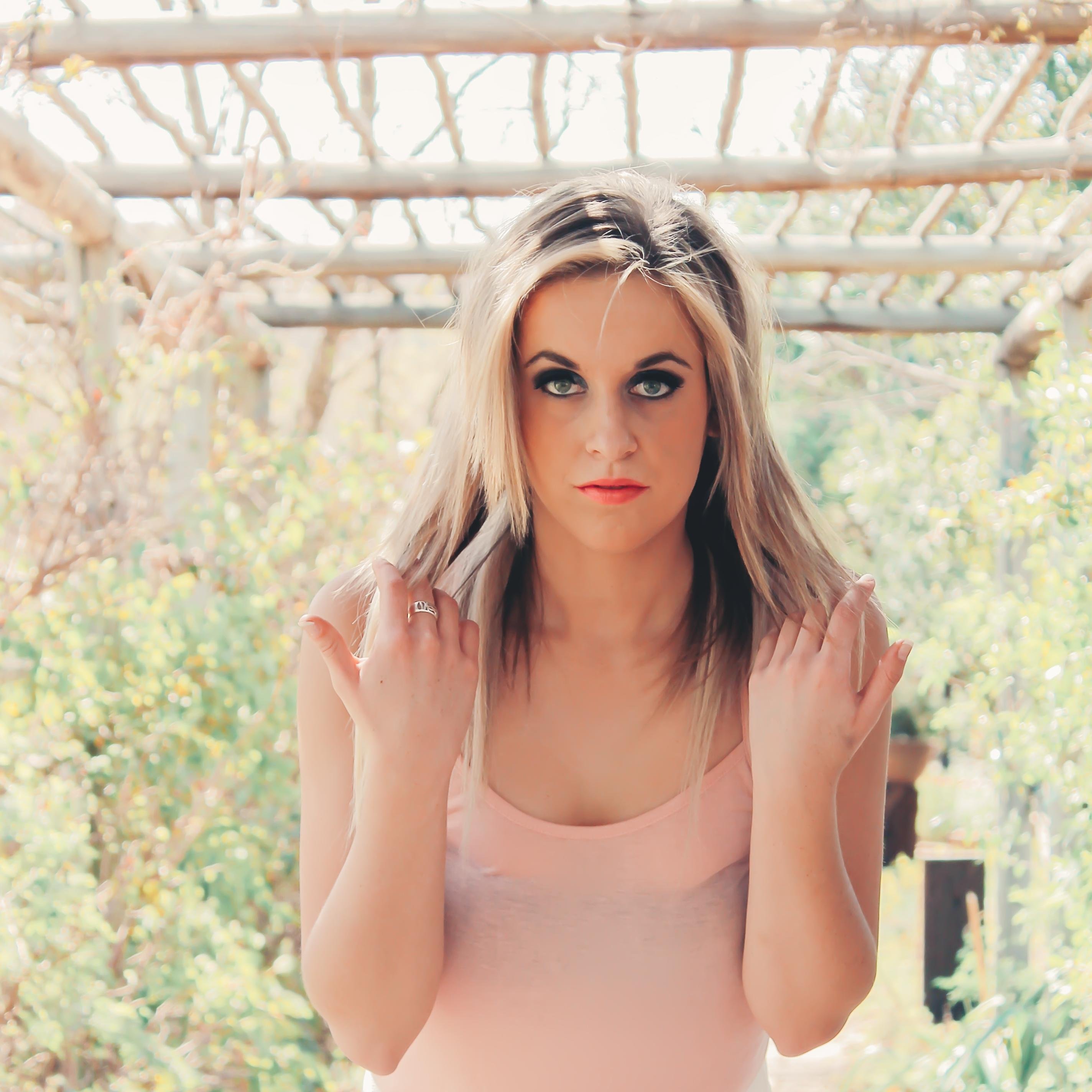 KarlaTaljaard's profile picture. h a p p  i n e s s (: