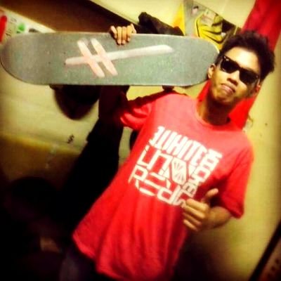 apriant00's profile picture. 