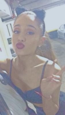 dickinari's profile picture. one of the 19Million loves ♡