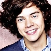 please follow @harrywoahbby, im so close to my goal and i follow back!!
