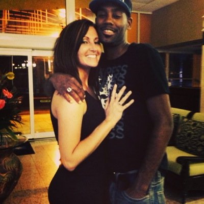 angela_rae_rae's profile picture. 