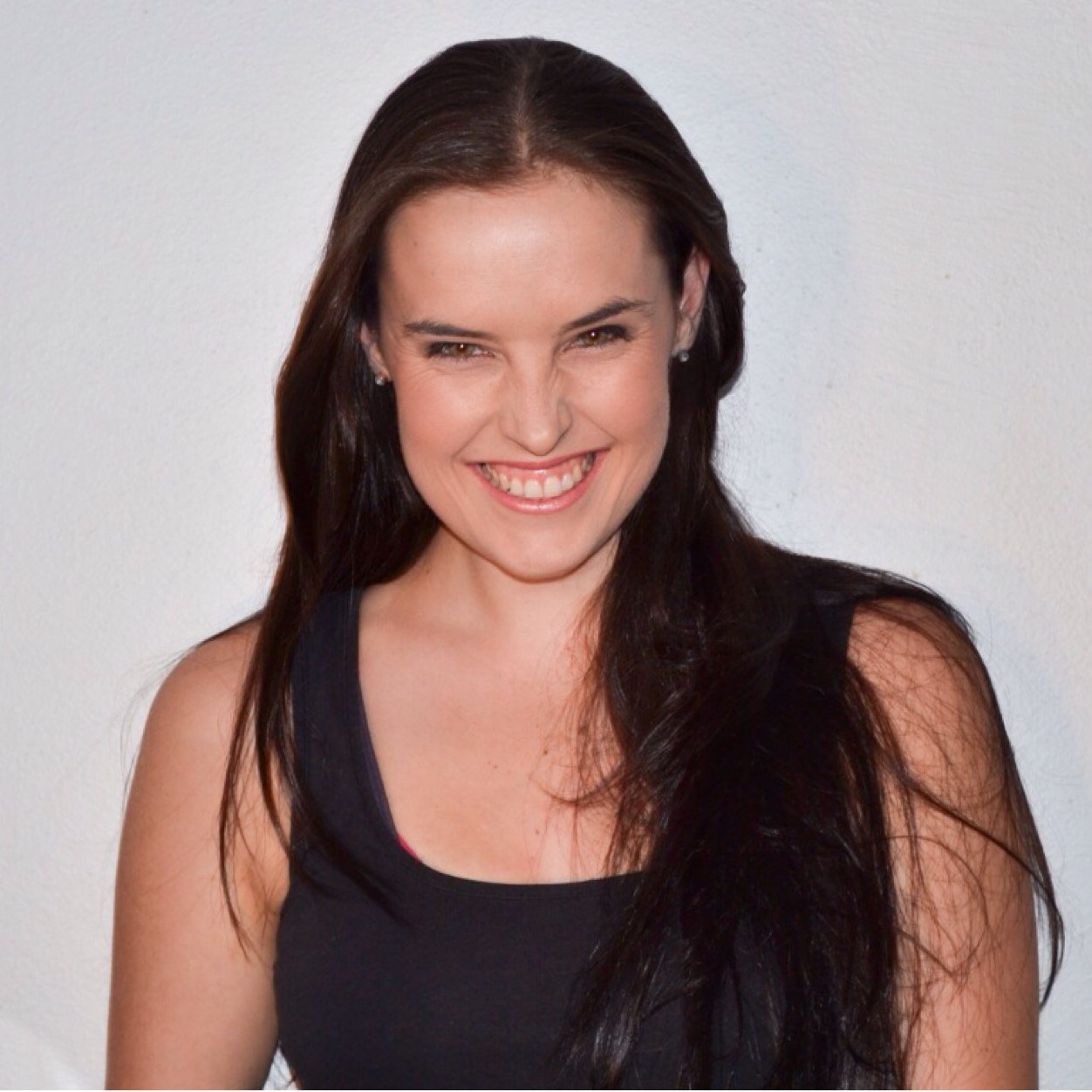Ella Scott Lynch advise Lizette Thorne forecast