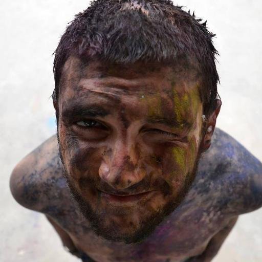 vebe93's profile picture. Mestre d'educació primària. "El mestre no és el saber sinó el mediador del saber" Tonucci F.