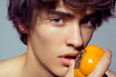 PotterJames15's profile picture. seventh year Gryffindor - 17 - Sub - Gay - Can be shy - Oblivous - Clumsy - Bonded to Lucius - Bravado - Father of Alya and twins Draco and Harry (5) - Seeker