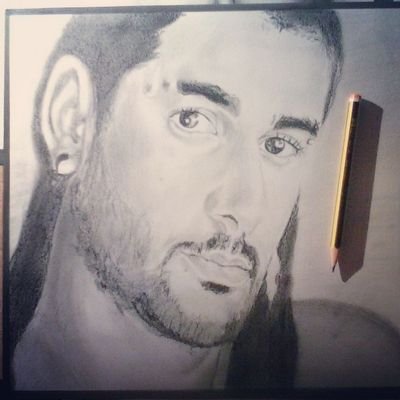 Cuadros pop-art personalizados, retratos y dibujos a lápiz ideales para regalar. Muy asequibles.
653494191