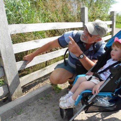 HolisticLapis's profile picture. Energy/Spiritual Healer,Crystal/Chakra Tutor Practitioner Light Beings HOLISTIC HEALING,CRYSTALS,Frequency,Energy Vibrations /*\ UNIVERSAL LOVE OF ALL*