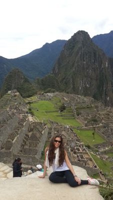 Qué pasaría si te dedicaras a mirar el mundo como desde afuera y decidieras estar afuera?