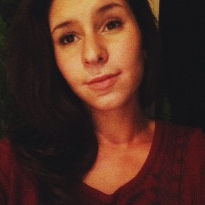 lindsayrmjewell's profile picture. She/Her🌈 BLM🖤 Anti-Fascist-ACAB PDX📍 Everyday I'm dipped in sauce, I'm like a chicken nugget.