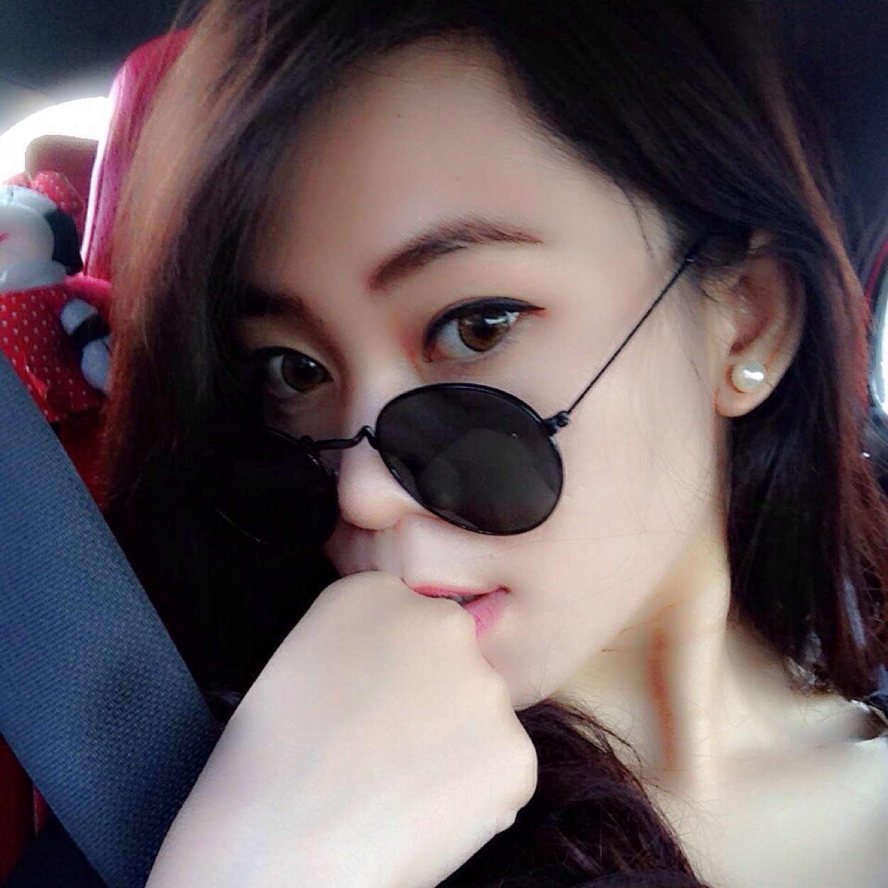 Instagram : intansfa