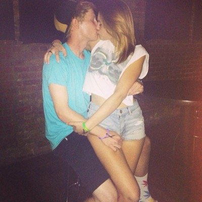 starrfiree17's profile picture. taken by the beeest! t.p and s.s