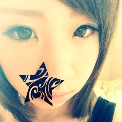 (っ'ヮ'c)えっちなことかくだらないことか鬱なことしかつぶやかないよ