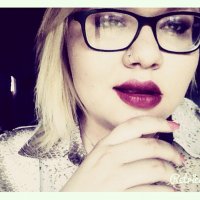Thais Wosch ta? (@halls_de_uva) 's Twitter Profile