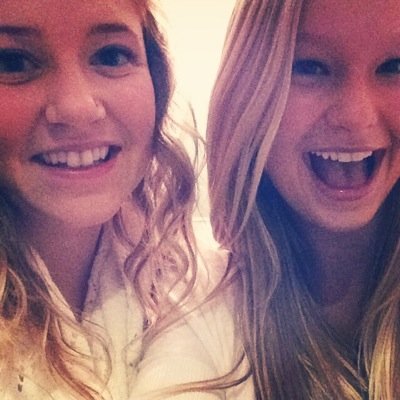 jess_hromadnik's profile picture. 