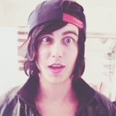 ☆I love Pierce The Veil more than you love your mom☆ 卌 SWS || ATL 卌
