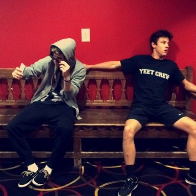 follow @kidrauhl_dallas turn her notifications on and be actuve for a dm to 7/12 + grant + dylan + bryant etc. :)
