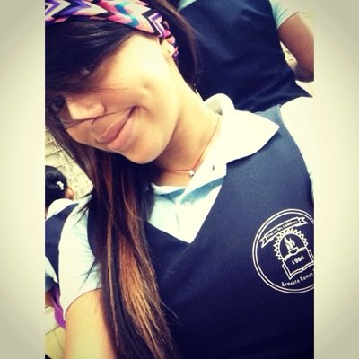 perez_phanie's profile picture. ✨ La distancia no significa NADA cuando alguien lo significa TODO ✨