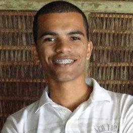 Fundador do site Gestor de Blog. Produtor do curso Blogueiro Profissional com resultados.