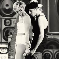 #Pollover, #Rippinotizada e #Belieber .♥.♥♥♥                            Facebook:http://t.co/LRxR25Tk5l...
