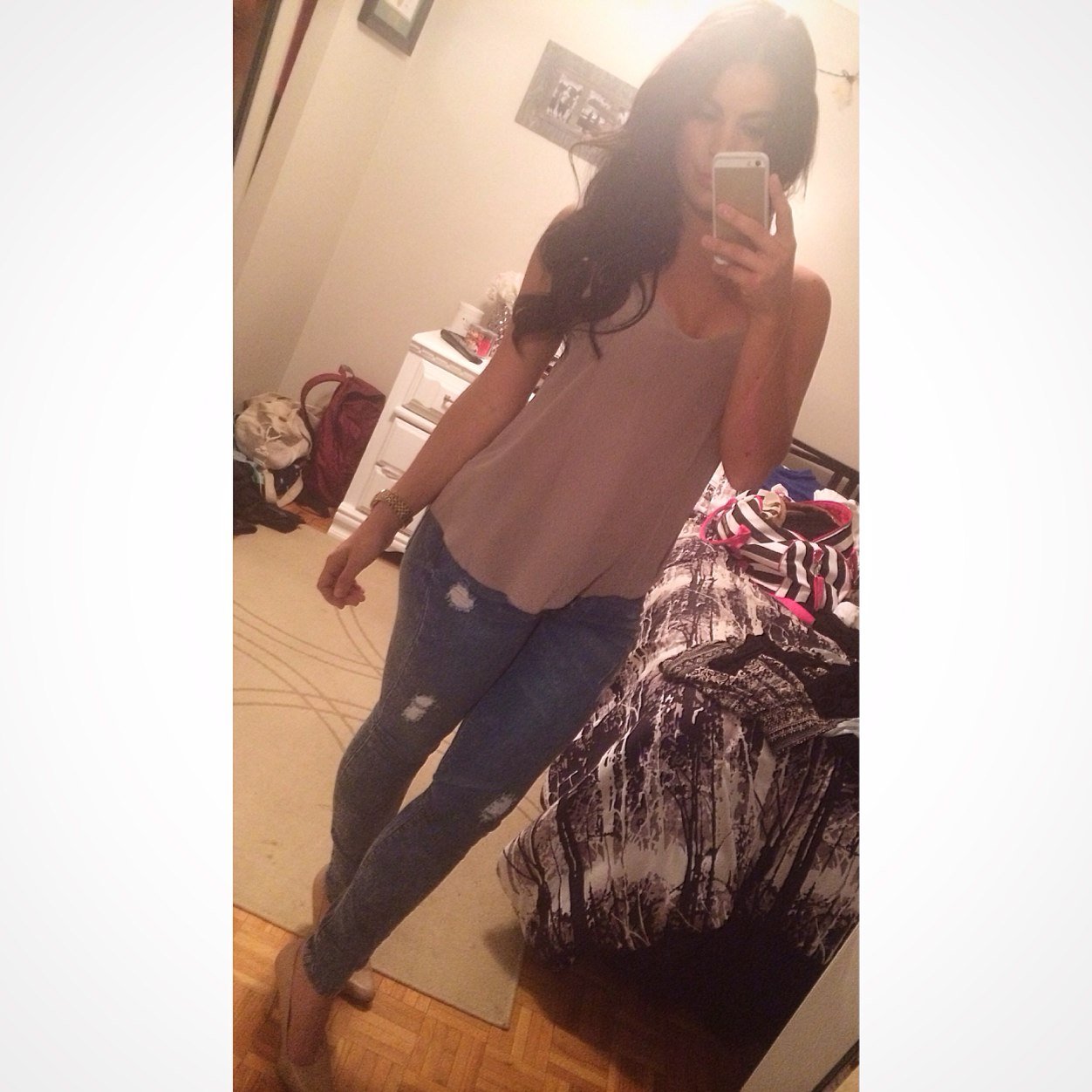 esjaylifestyle's profile picture. a twenty-three year old communications/PR student, fashion addict, fitness freak, animal lover and a little too obsessed with Toronto.