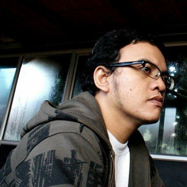 @Lingkar_8 @ecoutez_ekute SanggarTienSantoso's supporting team
