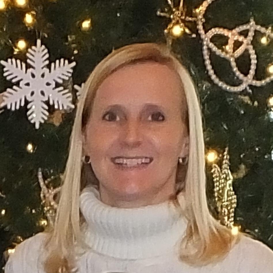 Optimist, connector, dreamer, life long learner; passionate about youth and our future generations; wife, mom, software engineer.