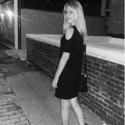 equestrian. runner. PR specialist. lover of live music and good food.
